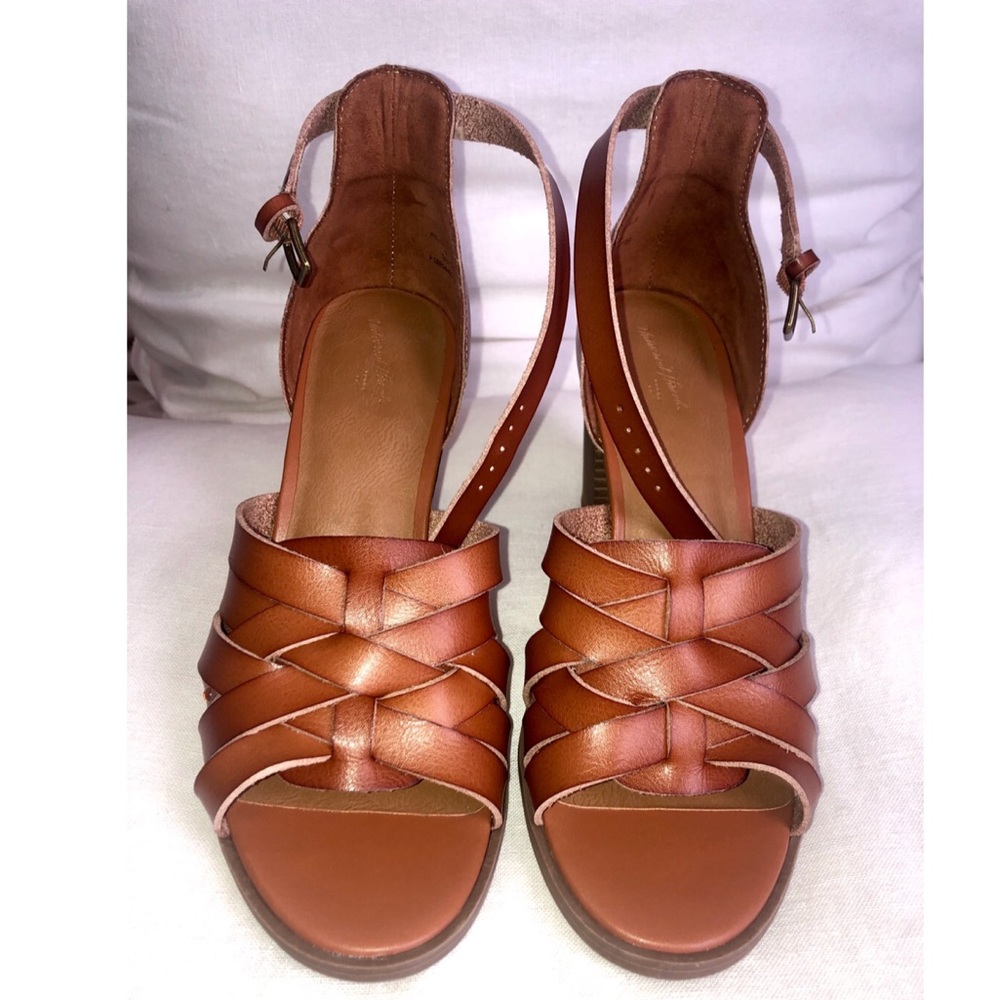 Good Threads Co Heels